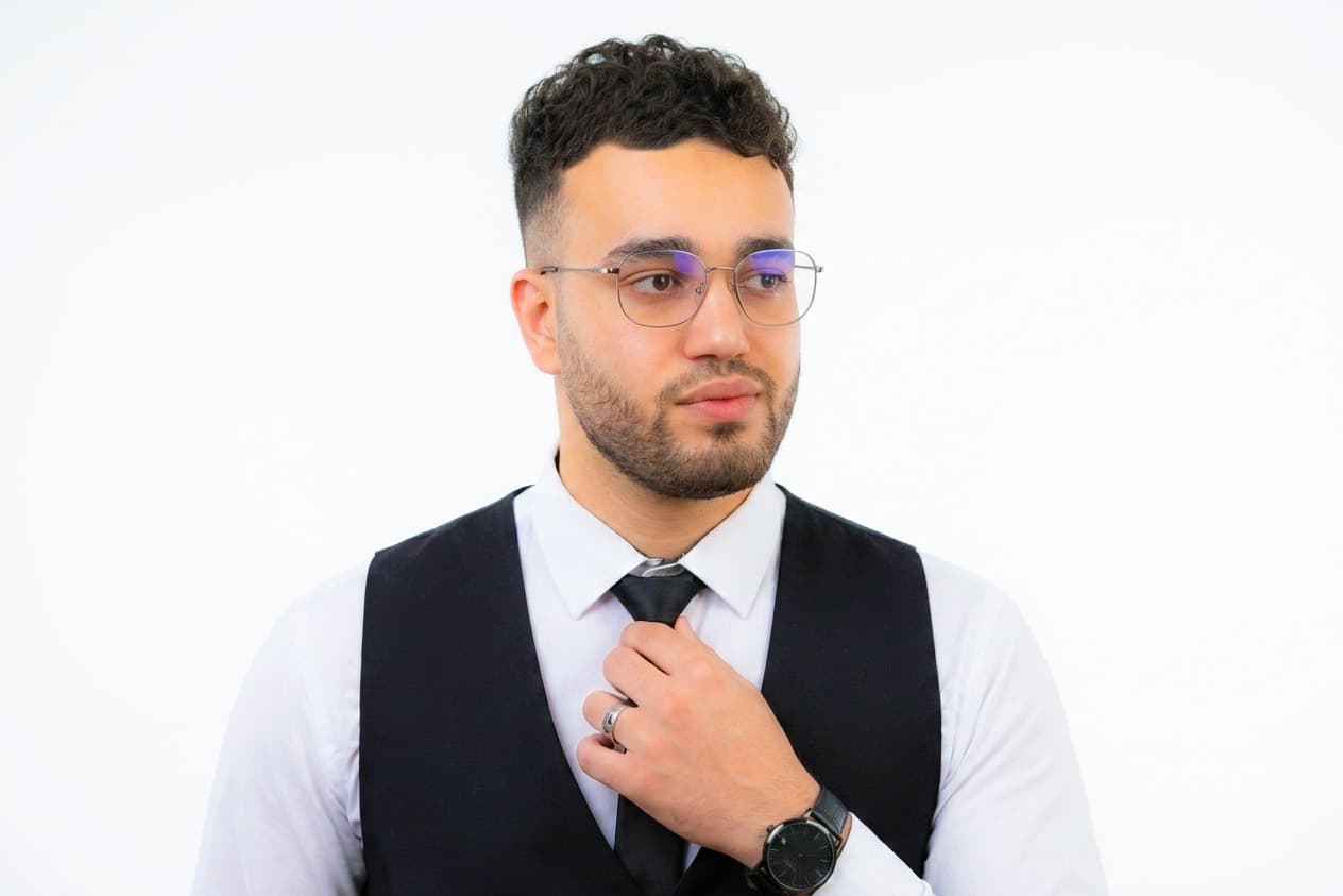 نزيه طالبي